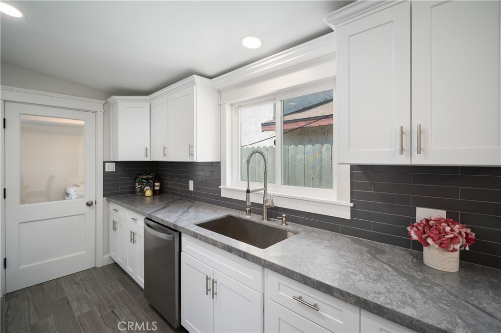 1335 N Miller Street