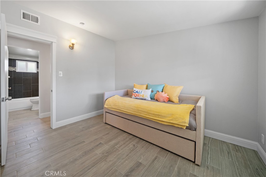 1335 N Miller Street