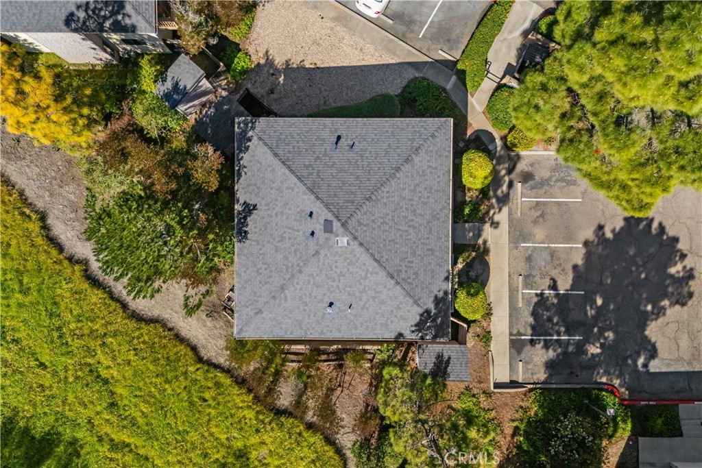 2975 Rockview Place 13