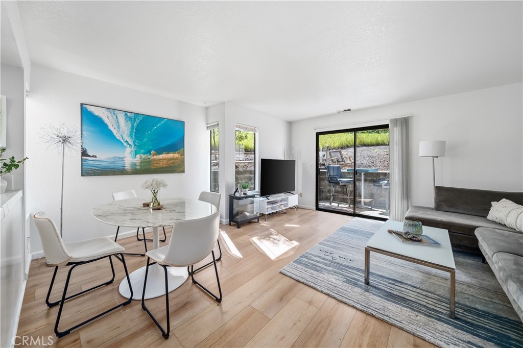 2975 Rockview Place 13