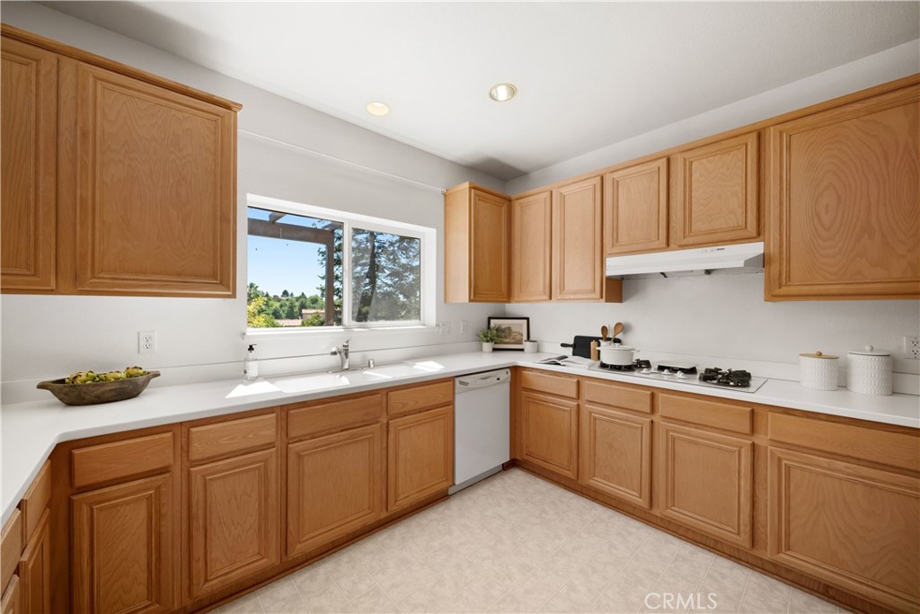 1625 Leah Way