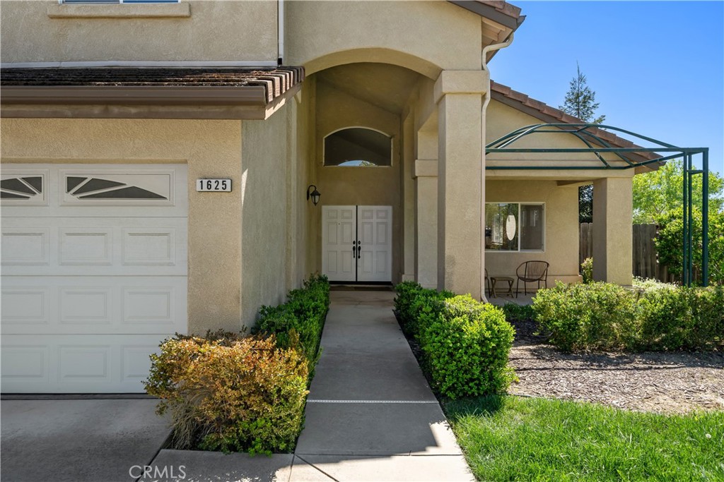 1625 Leah Way