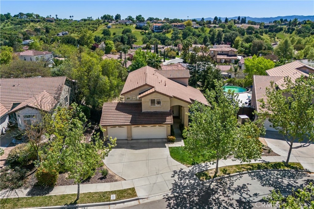 1625 Leah Way