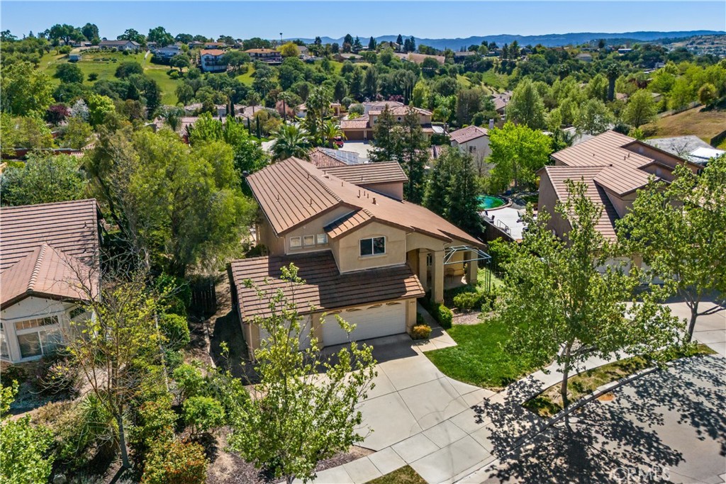 1625 Leah Way