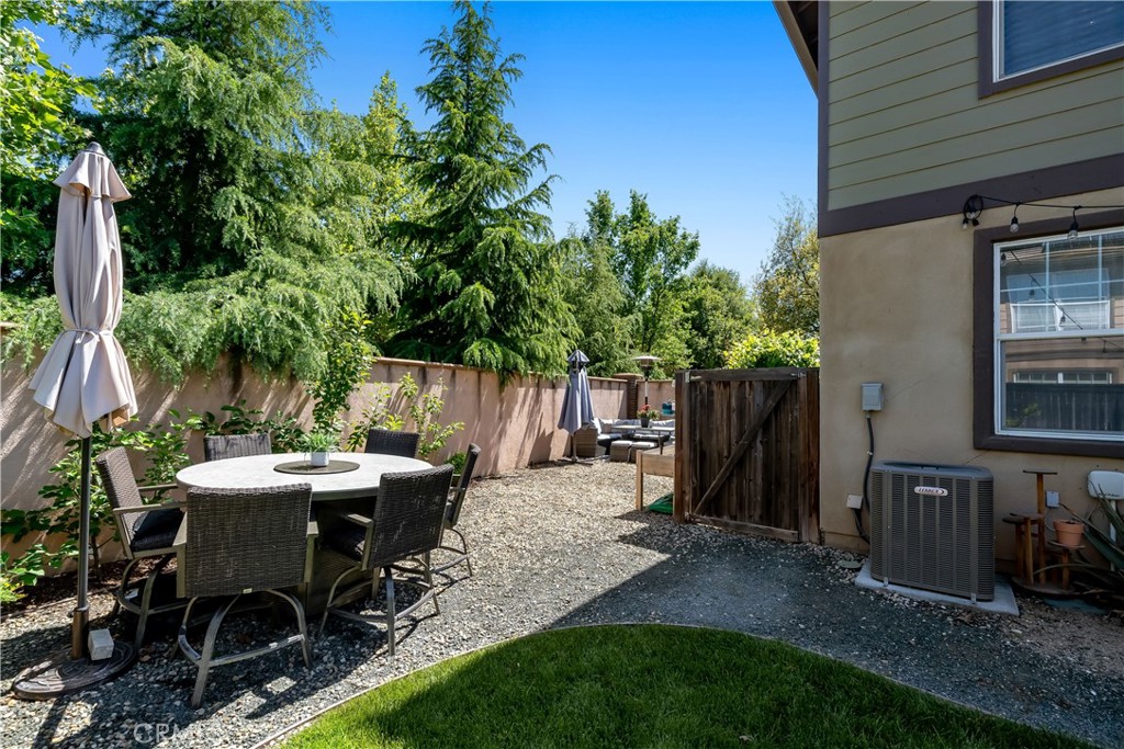 11816 Ranunculo Court
