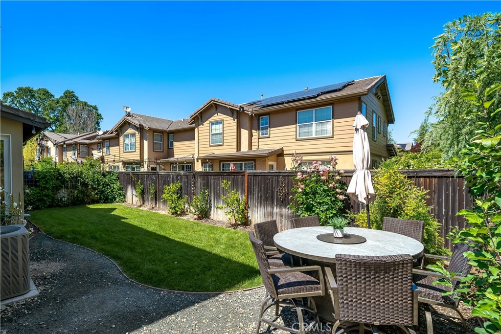 11816 Ranunculo Court
