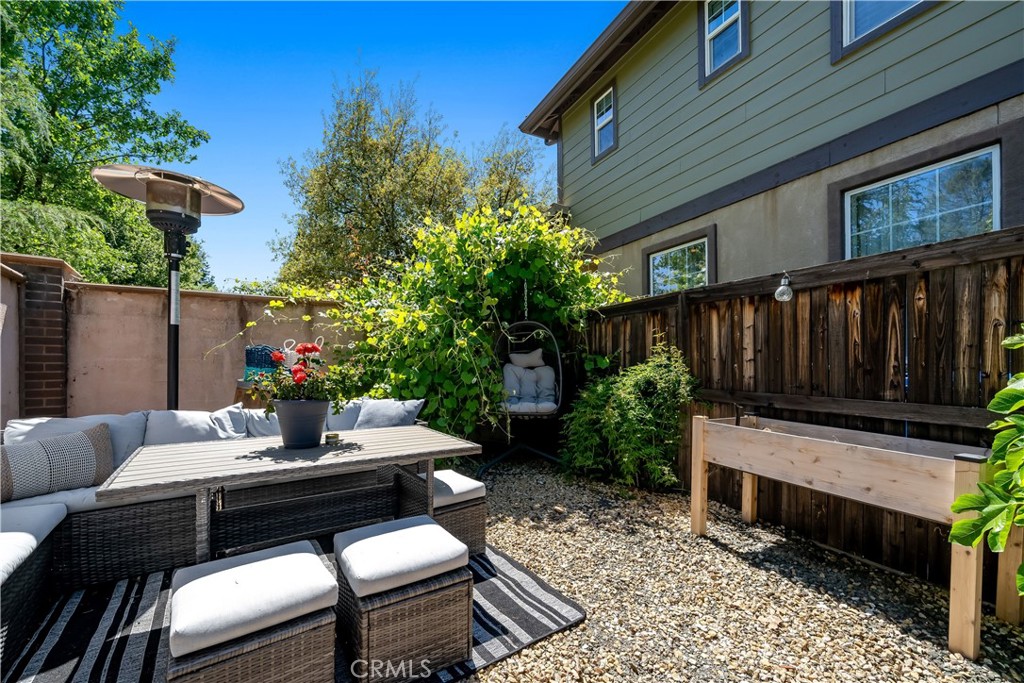 11816 Ranunculo Court