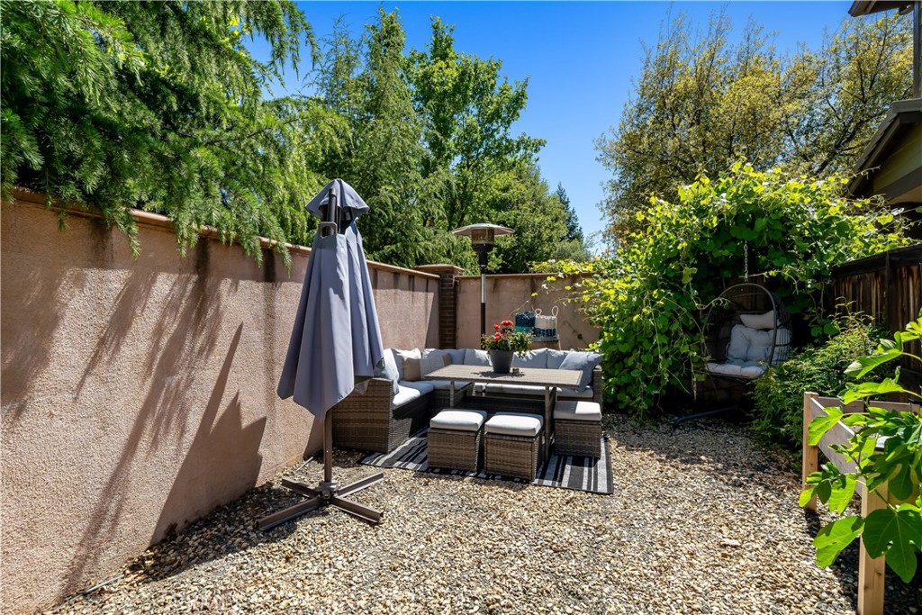 11816 Ranunculo Court