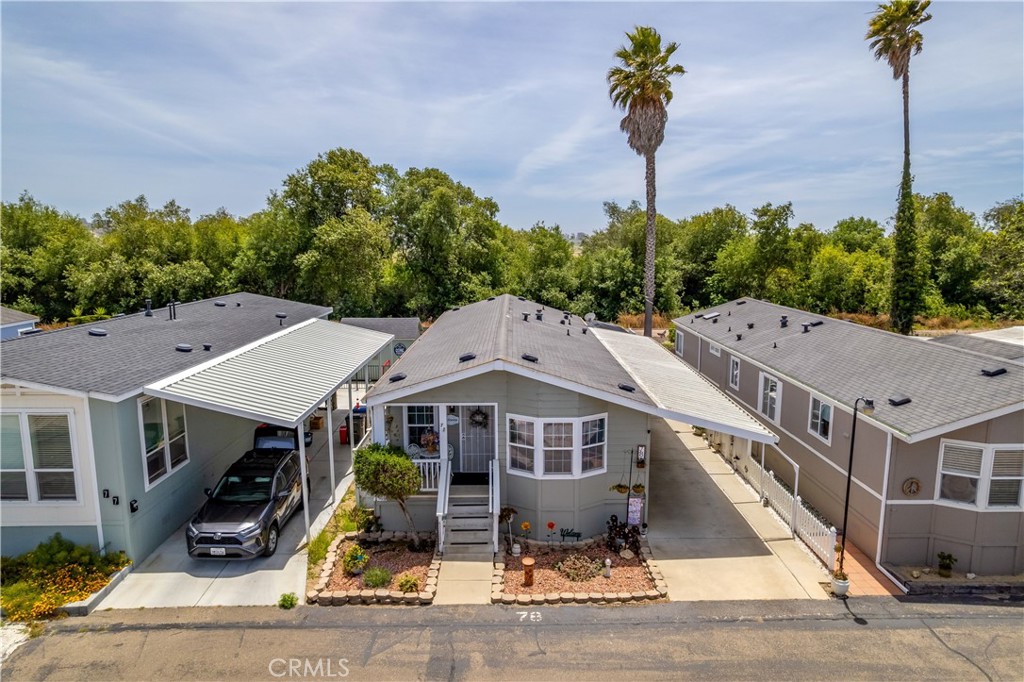 2700 Cienaga Street 78