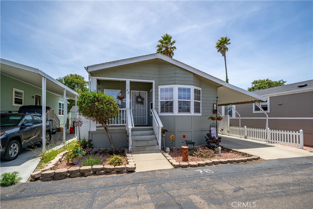 2700 Cienaga Street 78