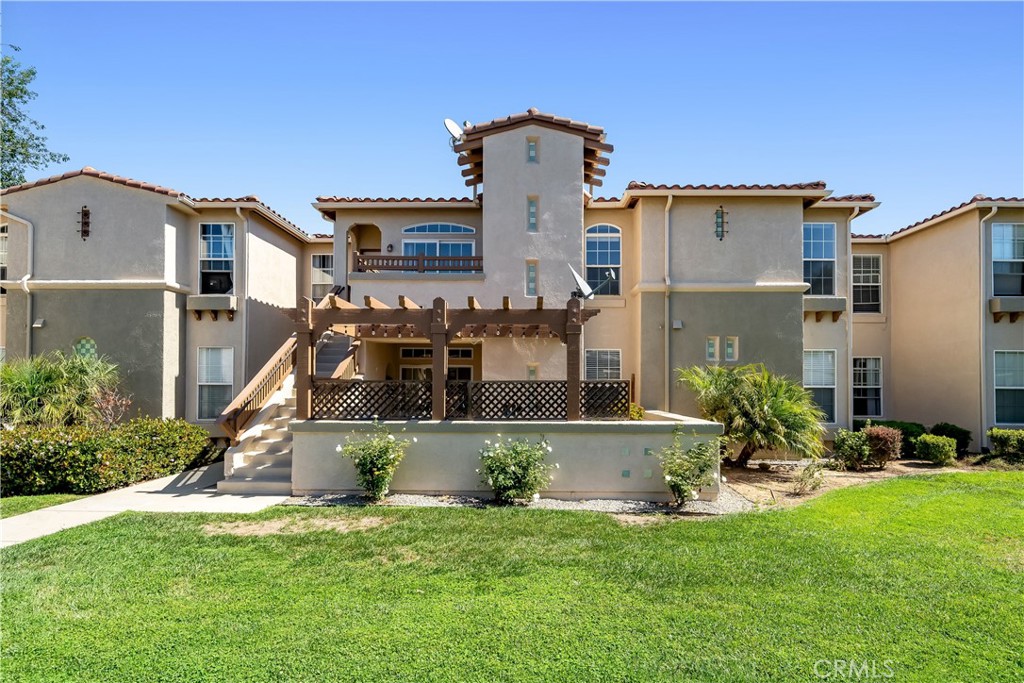310 E. McCoy Lane 3F