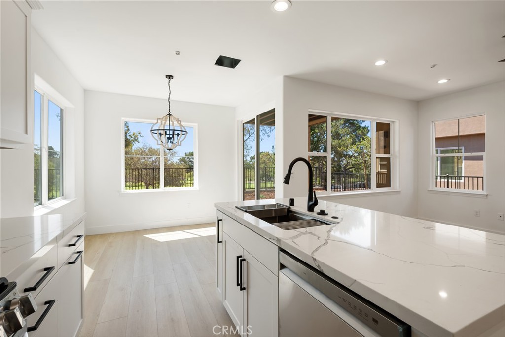 220 Oak Hill Drive