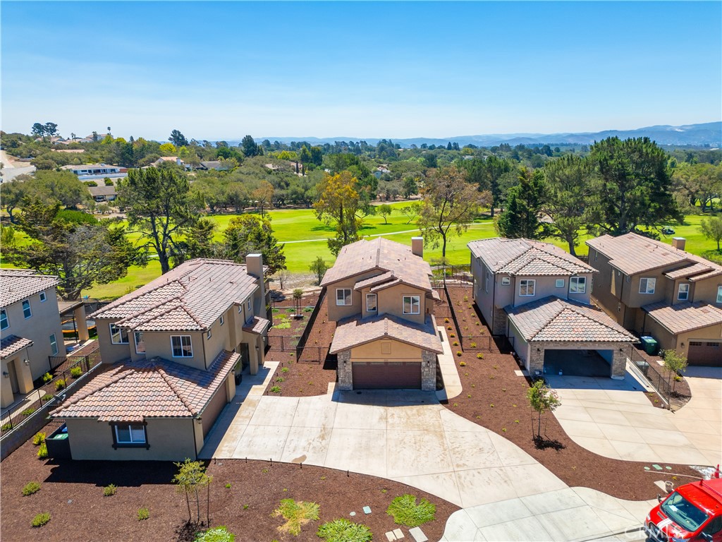 220 Oak Hill Drive