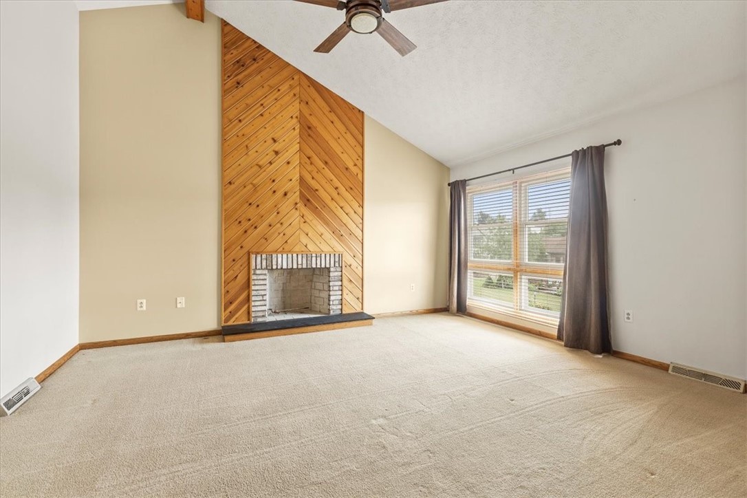304 Summer Dr