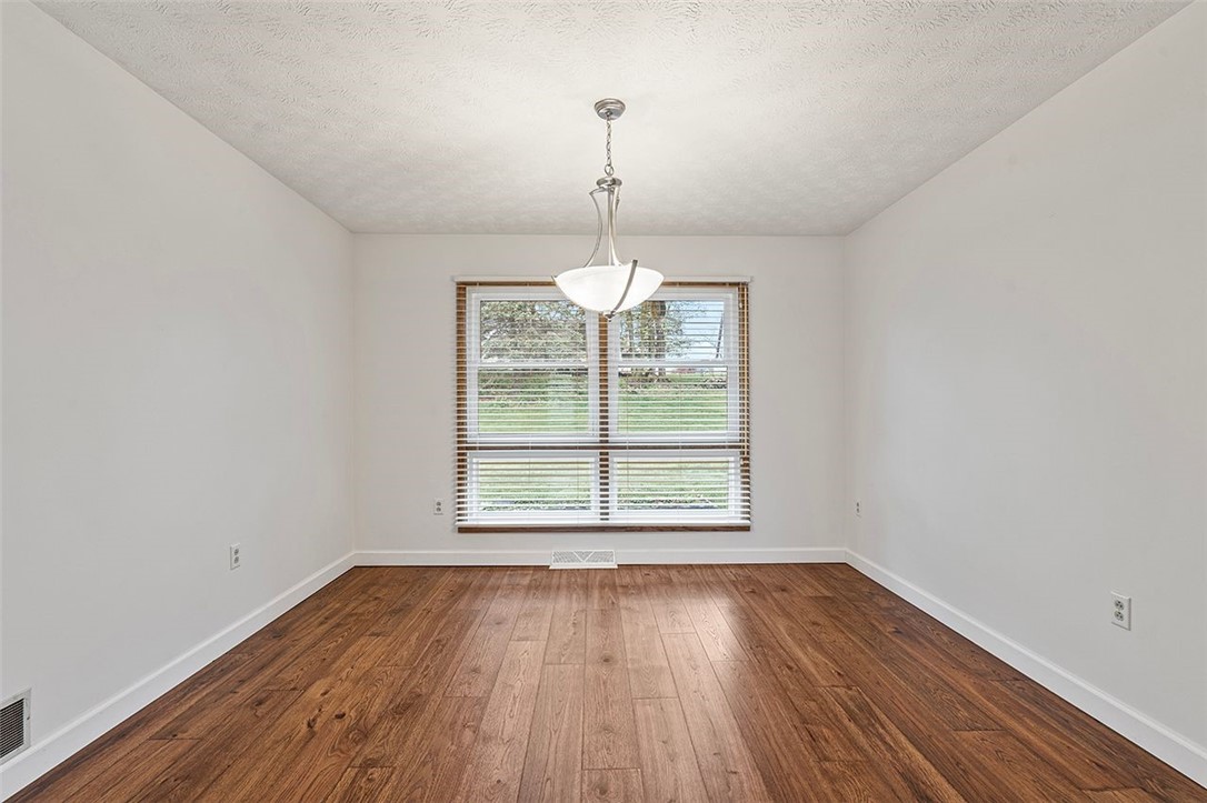 304 Summer Dr