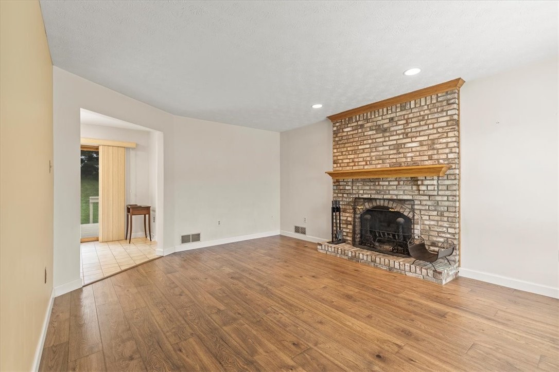 304 Summer Dr