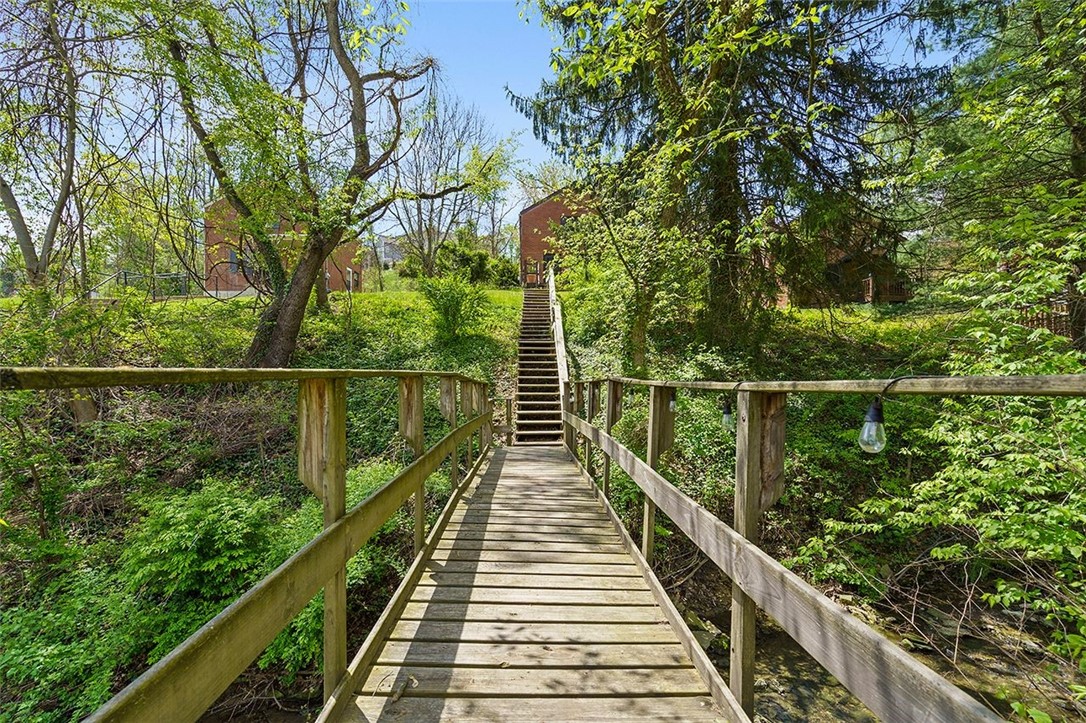 839 McNeilly Road