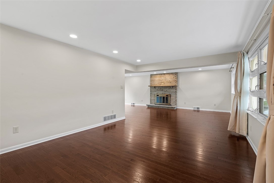 105 Delfred Dr