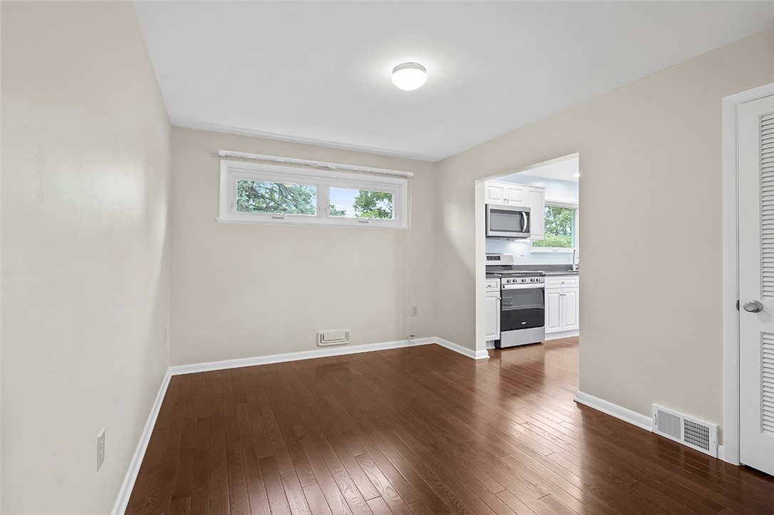 105 Delfred Dr