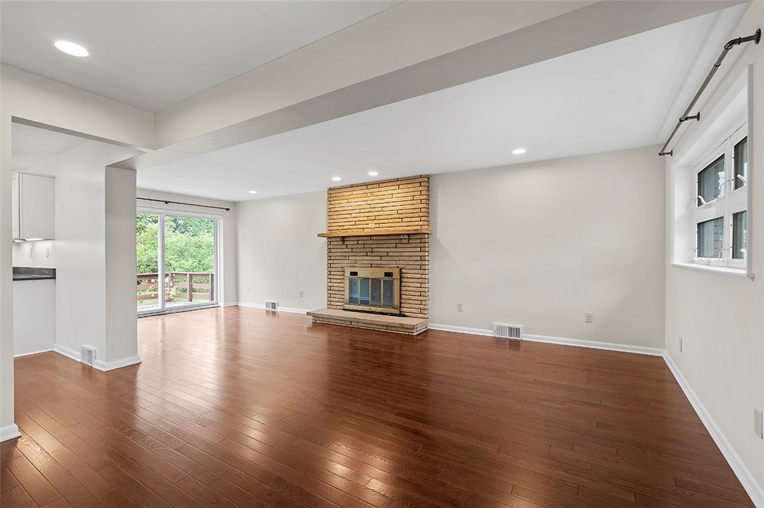 105 Delfred Dr