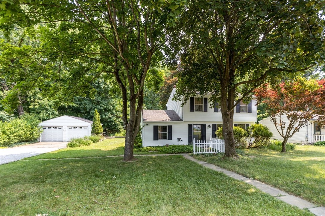 1140 Huntsridge Drive