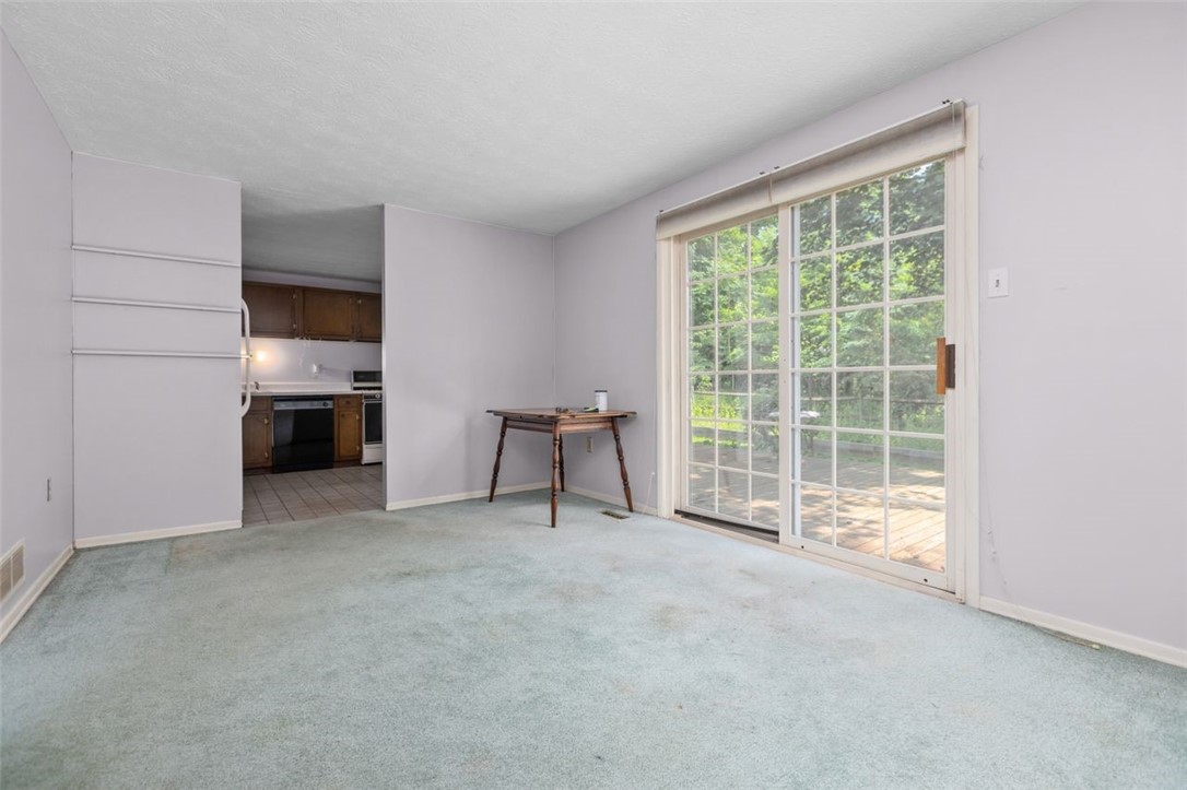 1140 Huntsridge Drive