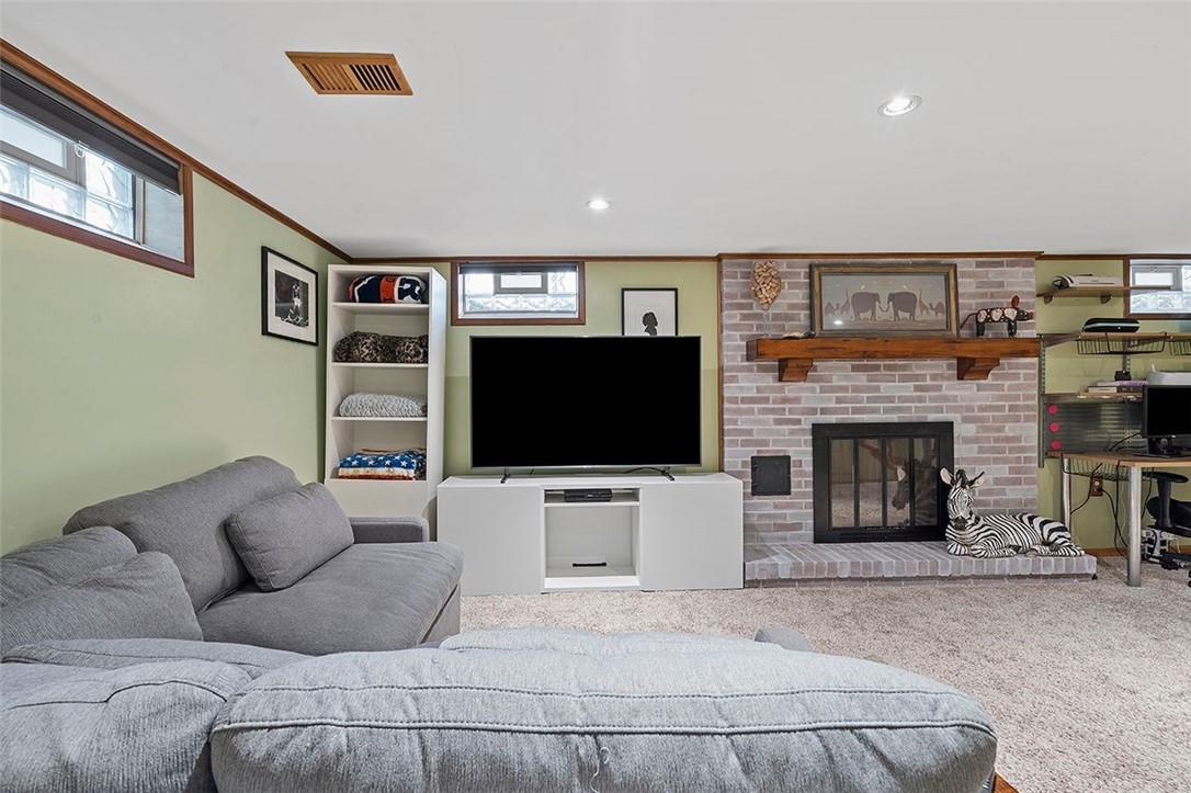 114 Hamilton Drive