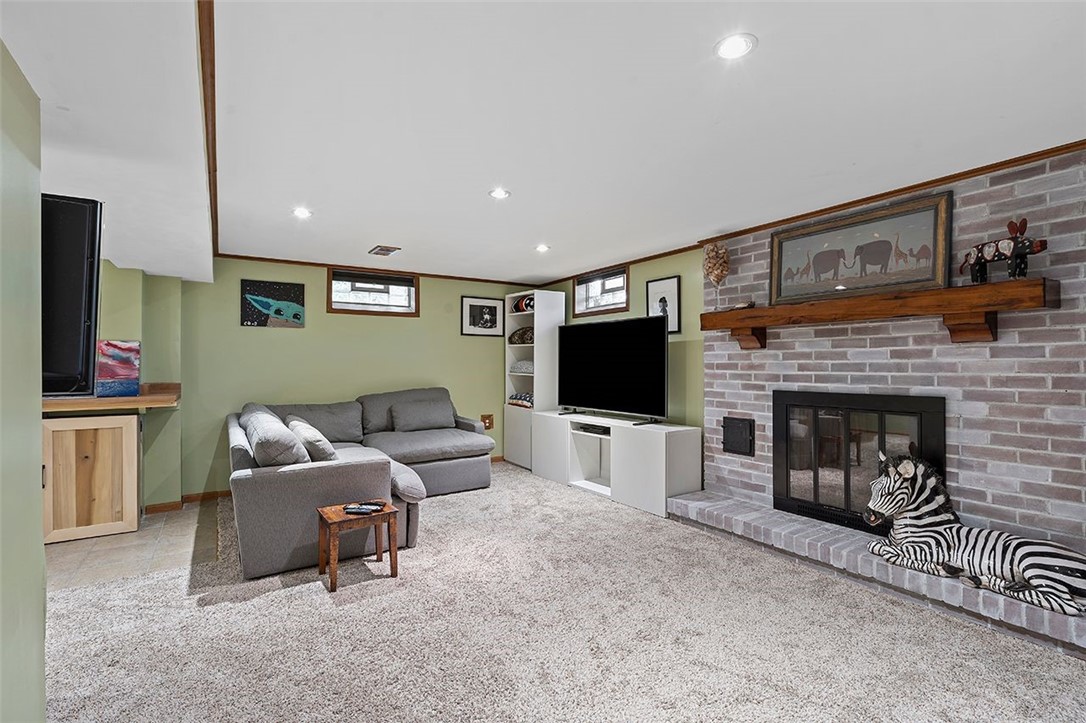 114 Hamilton Drive
