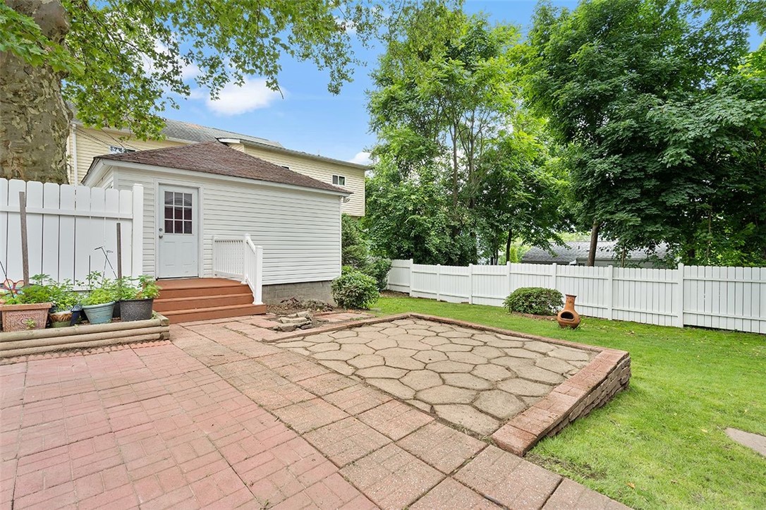 610 Vine Street