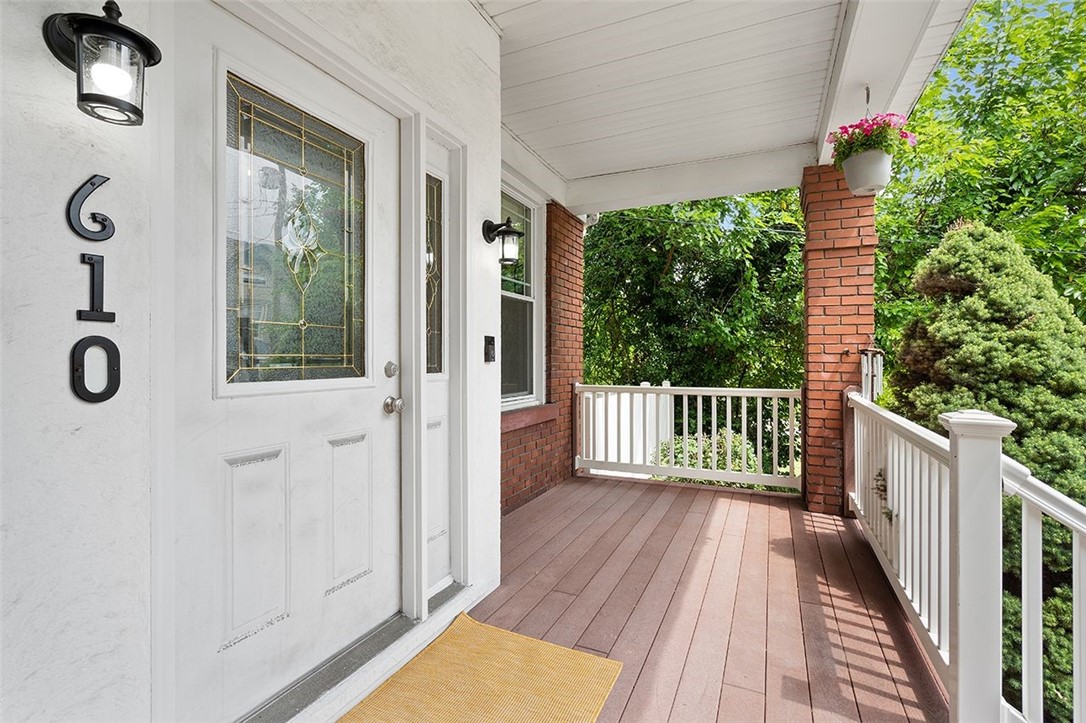 610 Vine Street