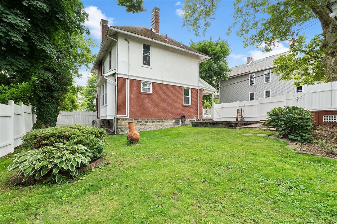 610 Vine Street
