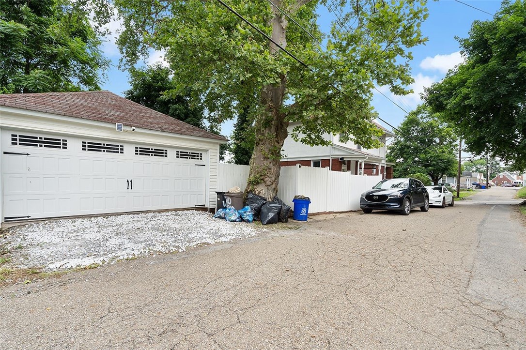 610 Vine Street
