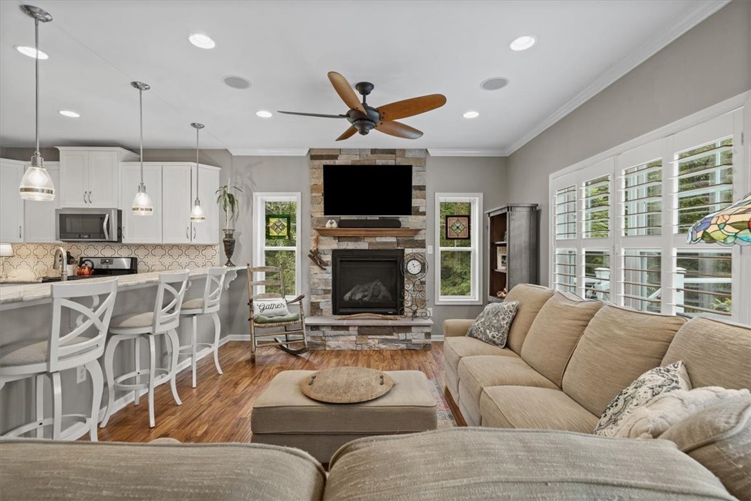 112 Brook Side Drive