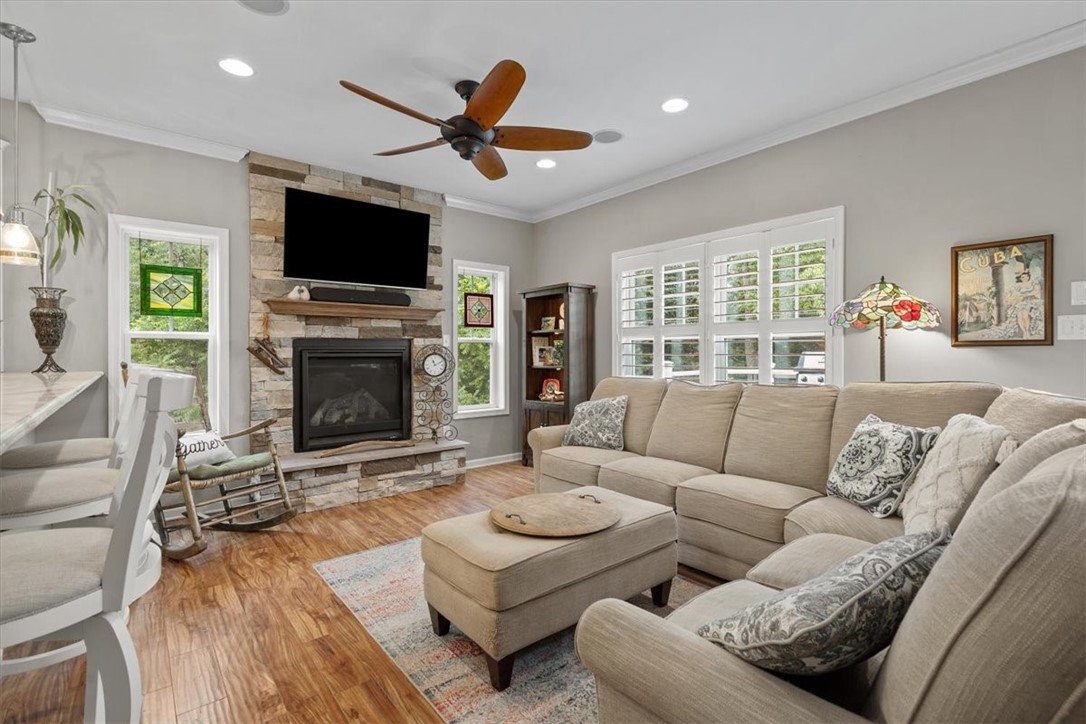 112 Brook Side Drive