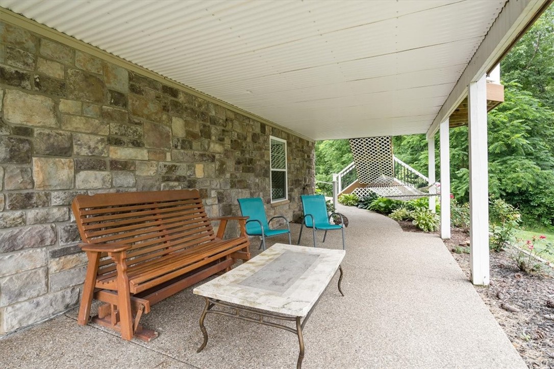 112 Brook Side Drive