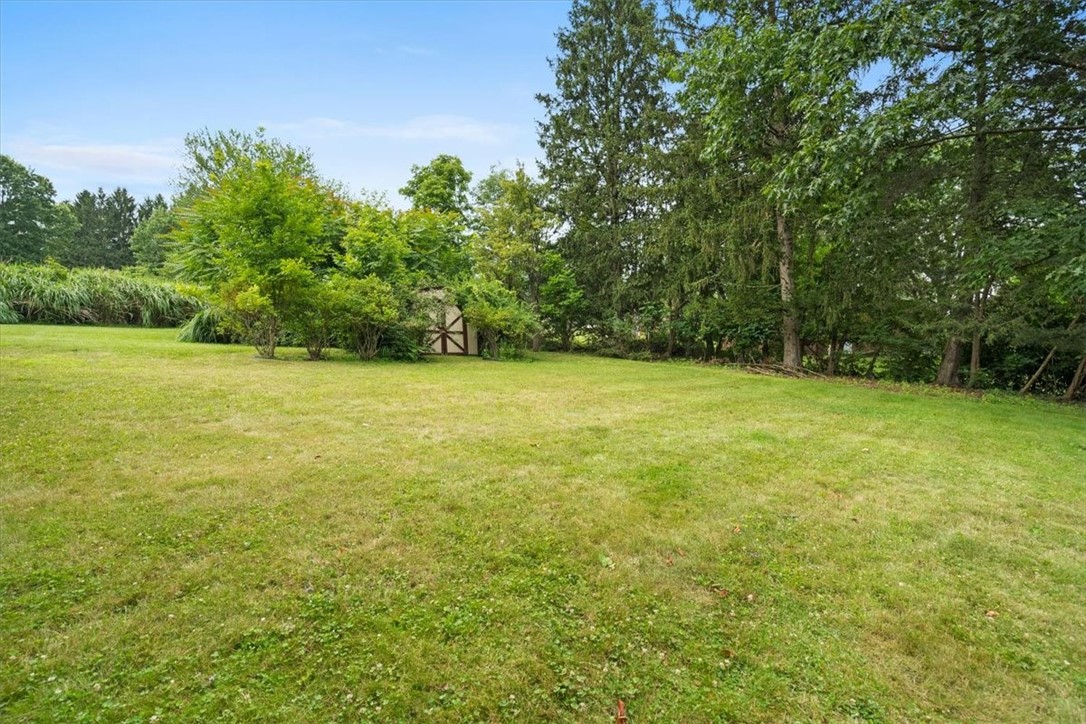 21 Ellen Dr