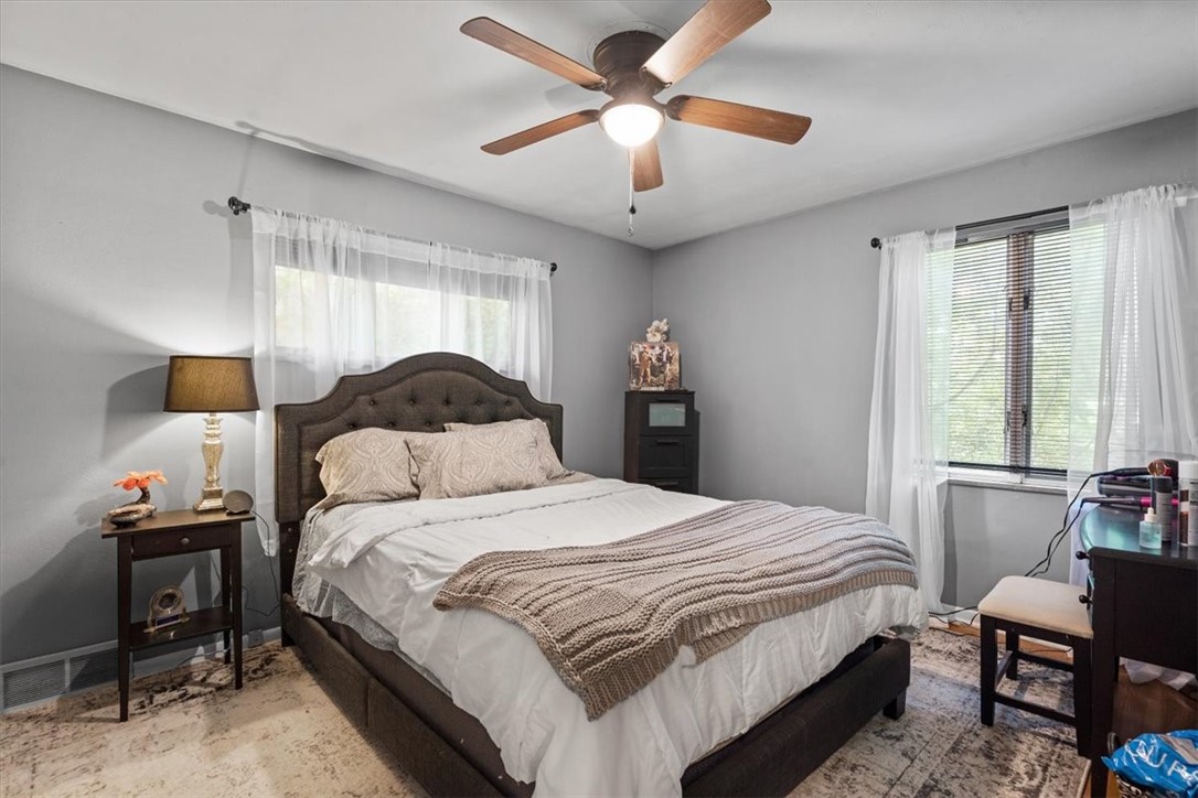 21 Ellen Dr