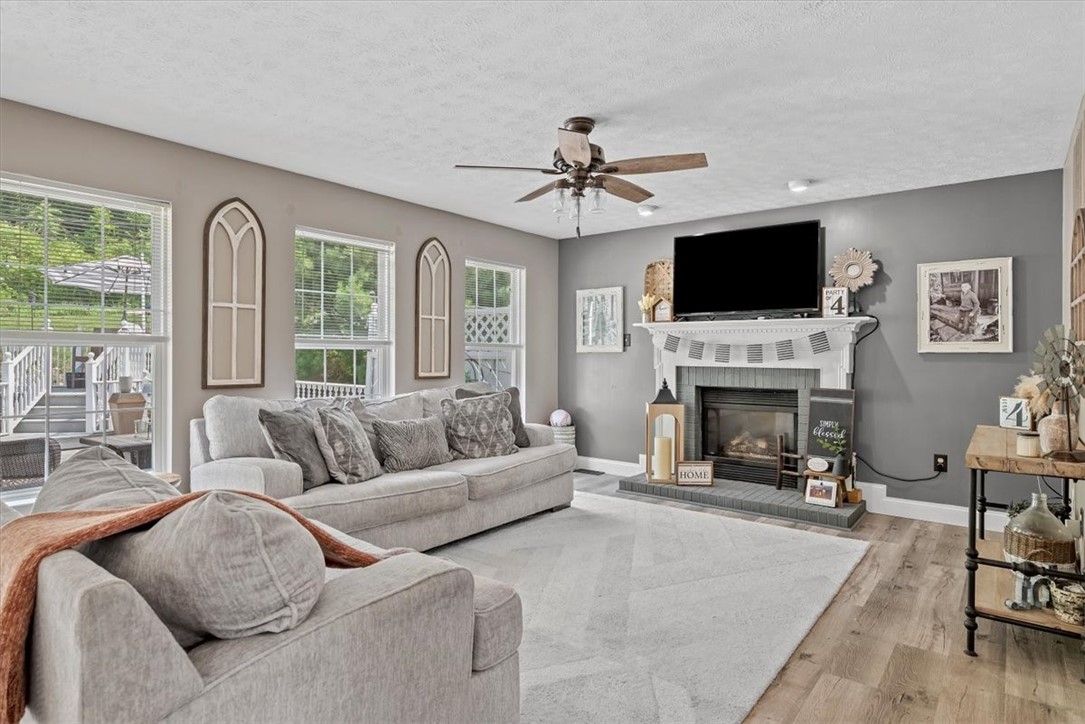 116 Buttonwood Drive