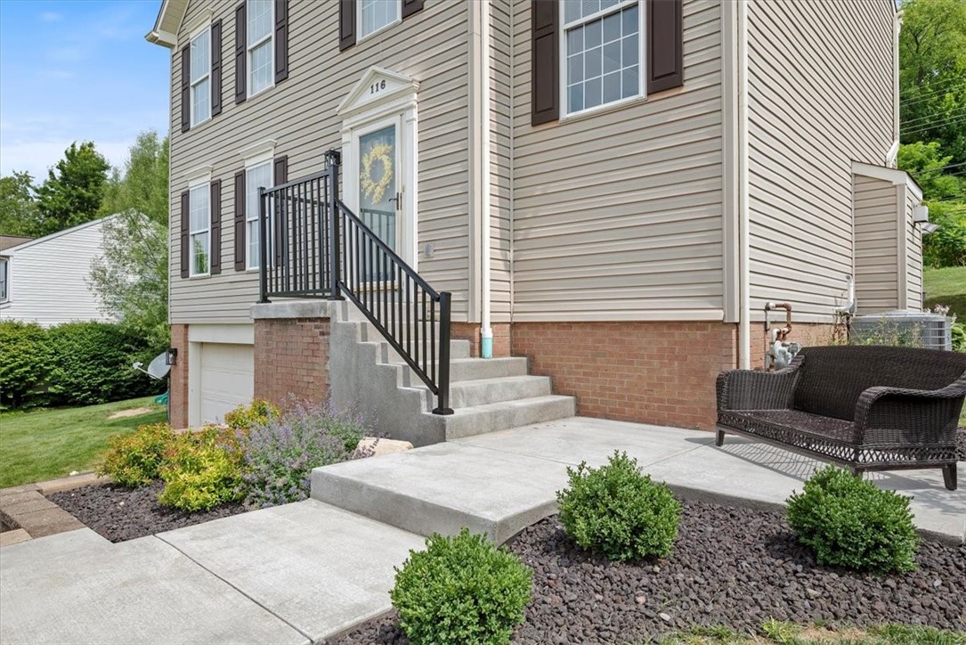 116 Buttonwood Drive
