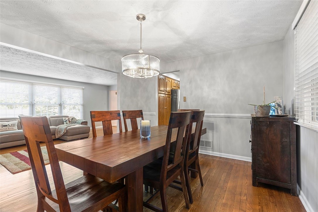 145 N Jamestown