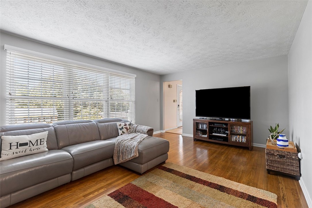 145 N Jamestown
