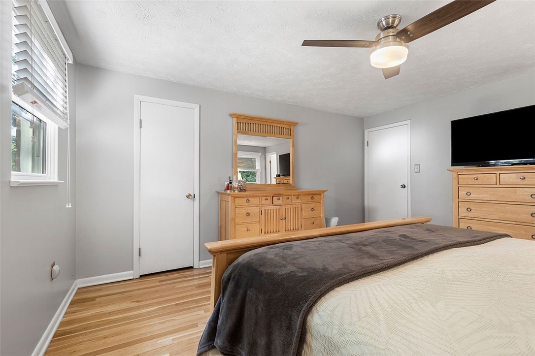 145 N Jamestown