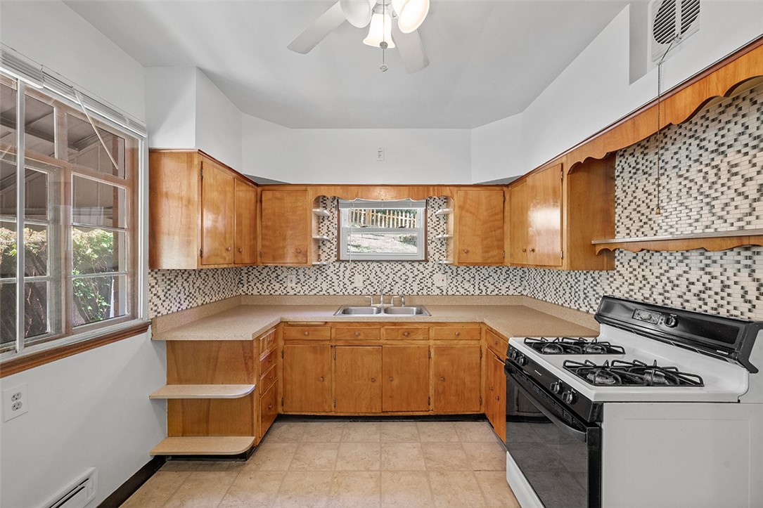 1434 Reuben St