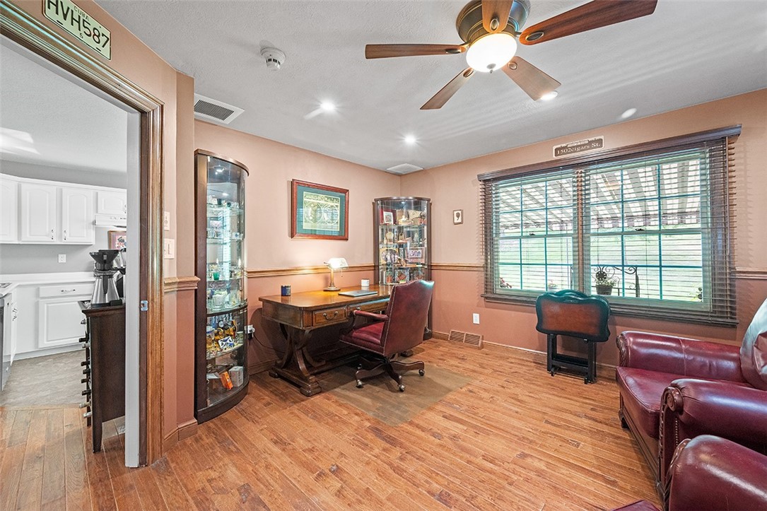 204 Woodcrest Dr