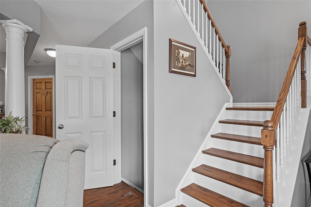 204 Woodcrest Dr