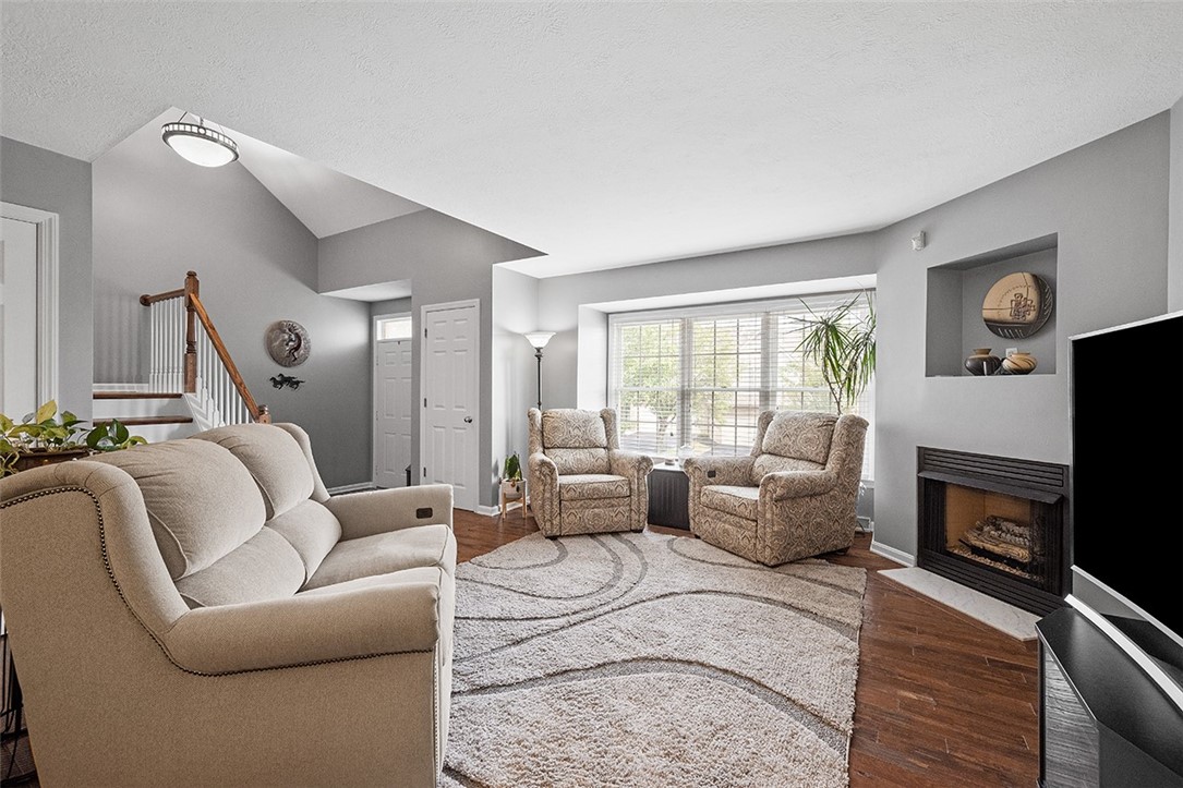 204 Woodcrest Dr