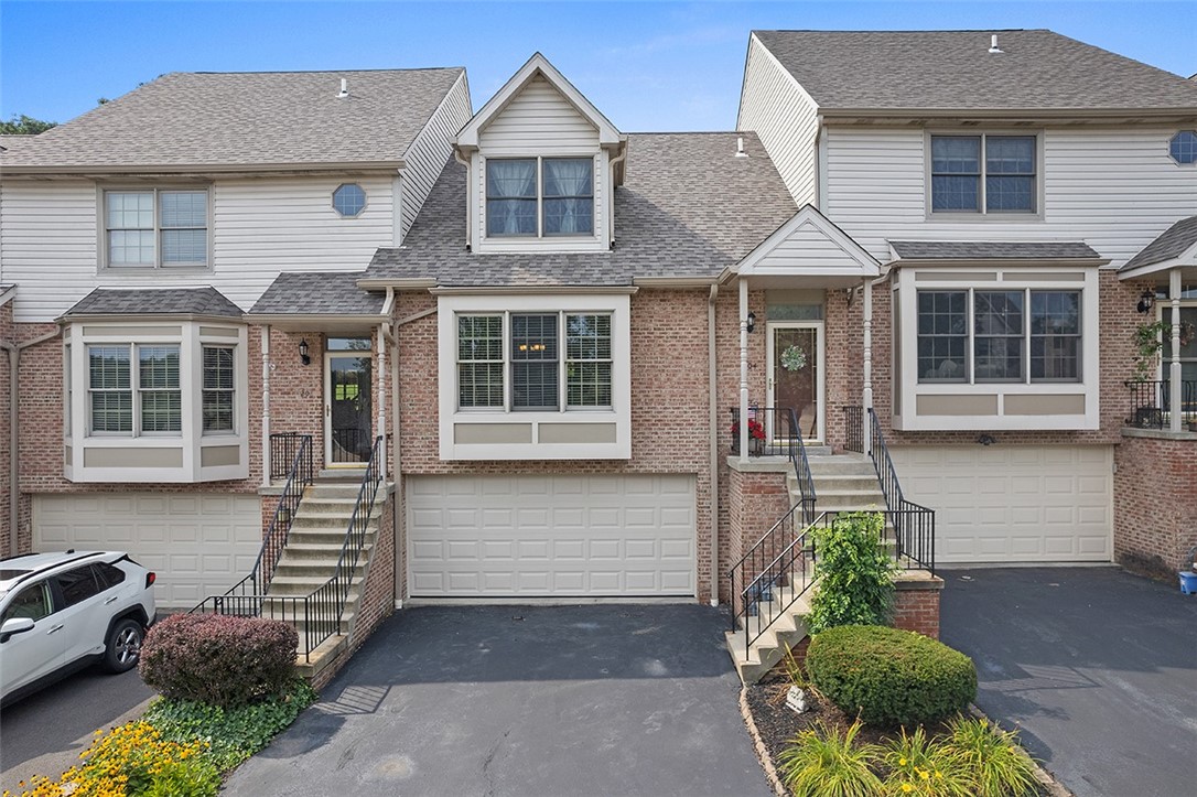 204 Woodcrest Dr