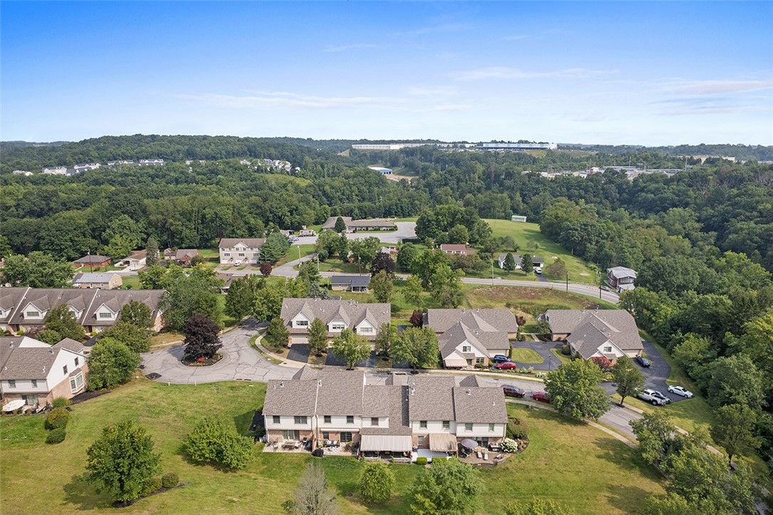 204 Woodcrest Dr