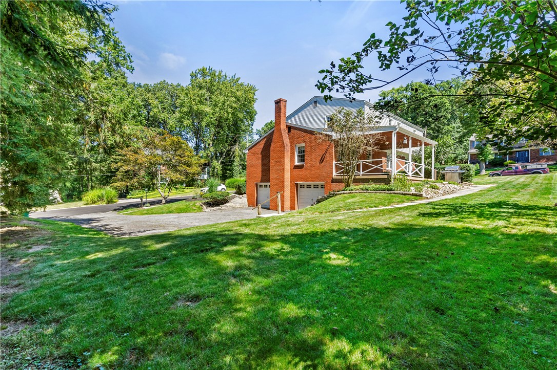 221 Dombey Dr