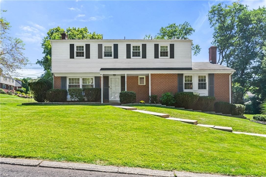 221 Dombey Dr